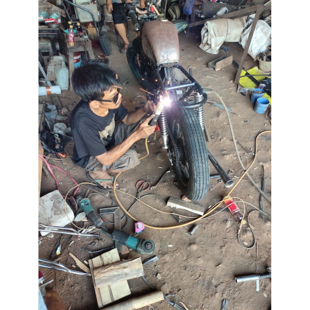 restorasi costume motor bekasi timur