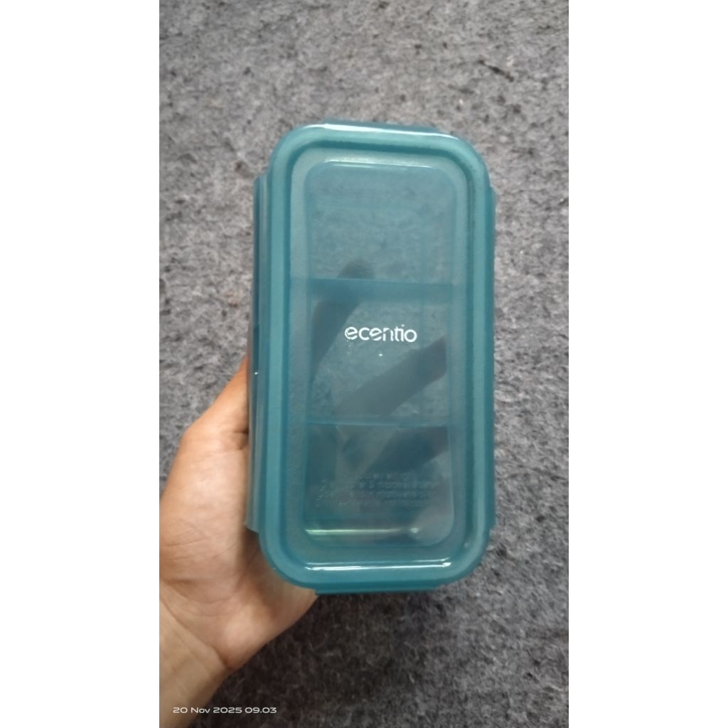 PRELOVED Ecentio Kotak Makan Anti Tumpah
