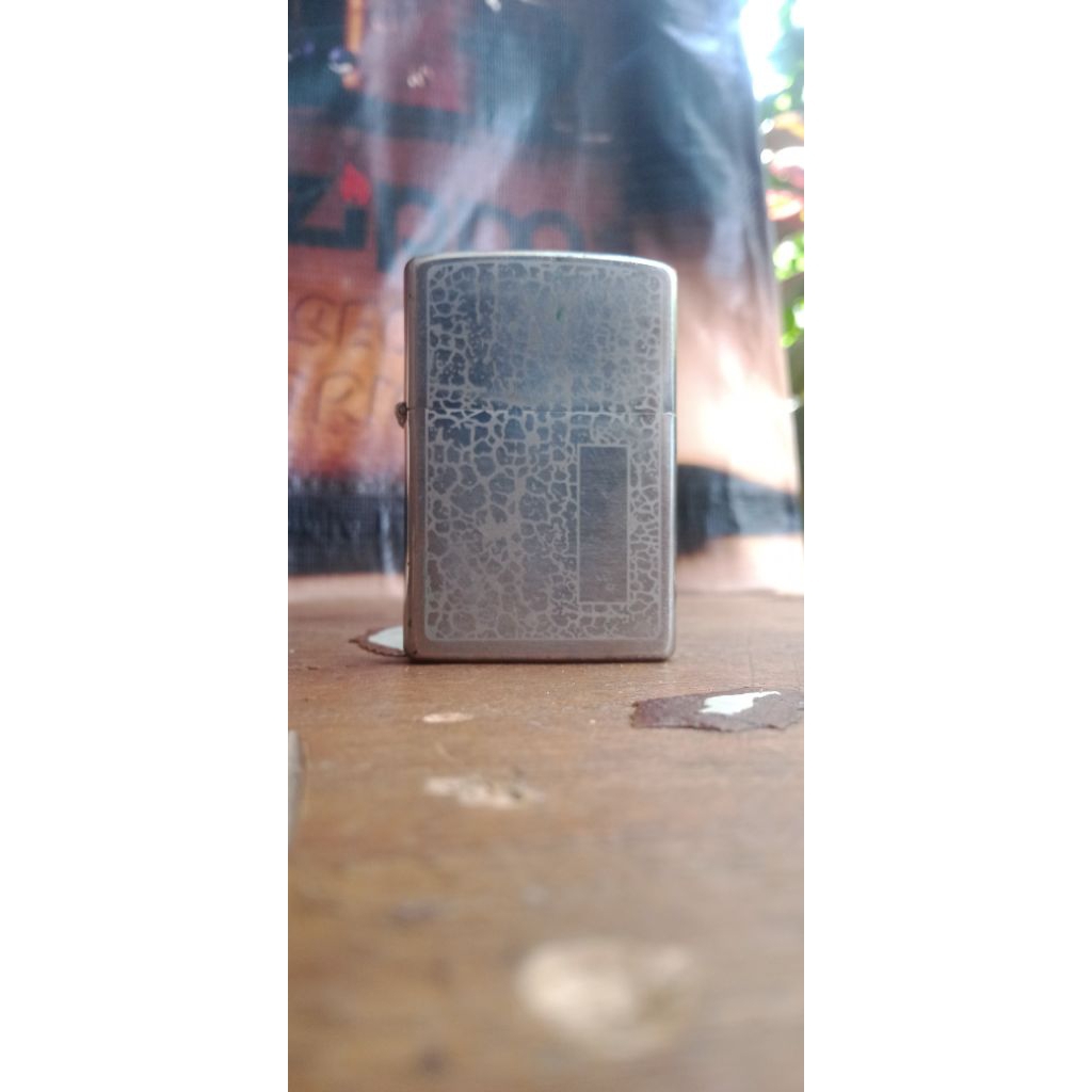 original Zippo crackle pattern