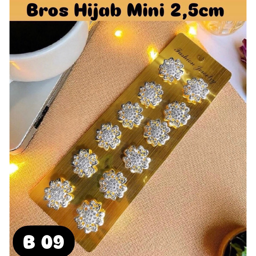 (LUSINAN 12 Pc) Bros Huruf Mutiara/Bros Dagu M 0010