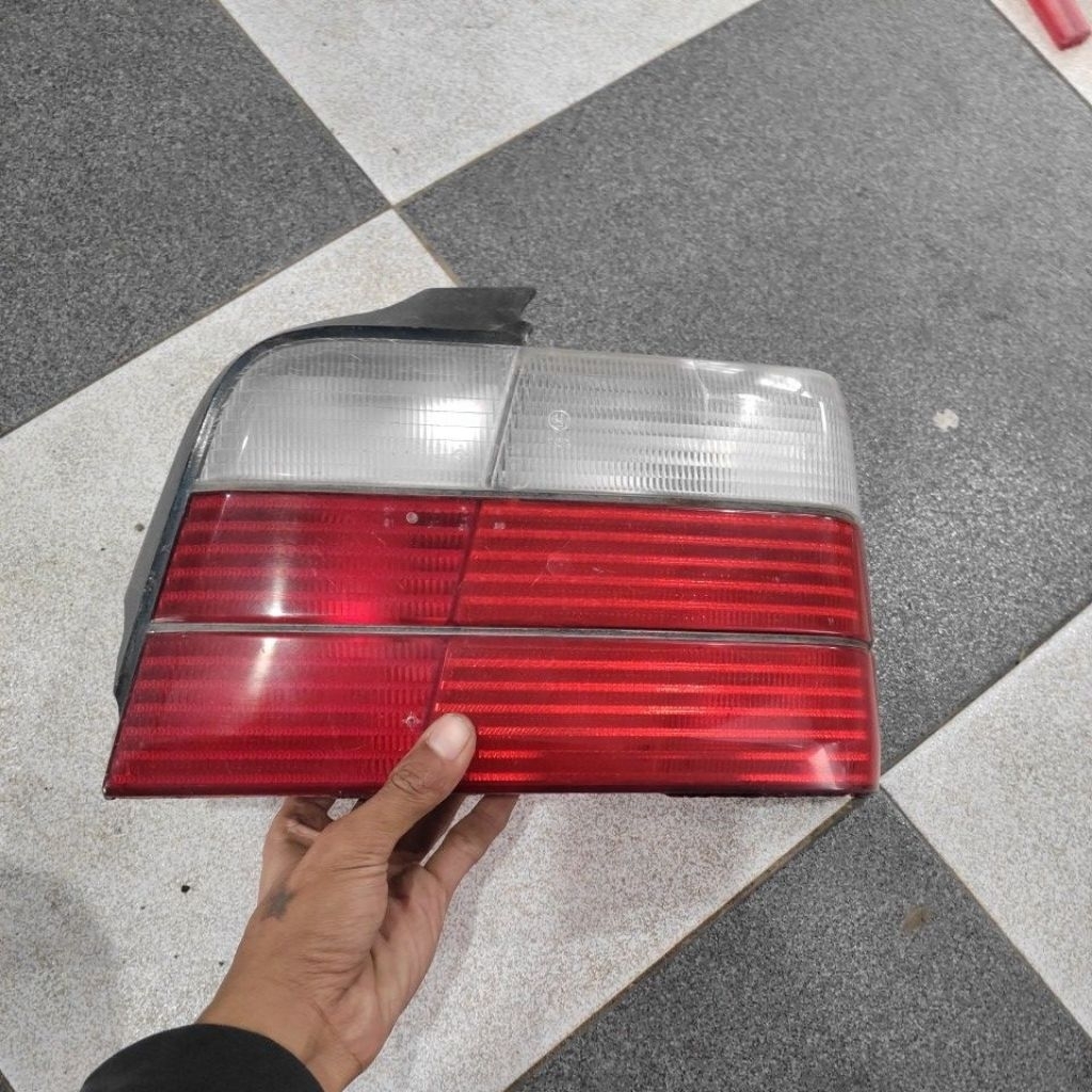 Stoplamp belakang Bmw E36 E36 series 3 original