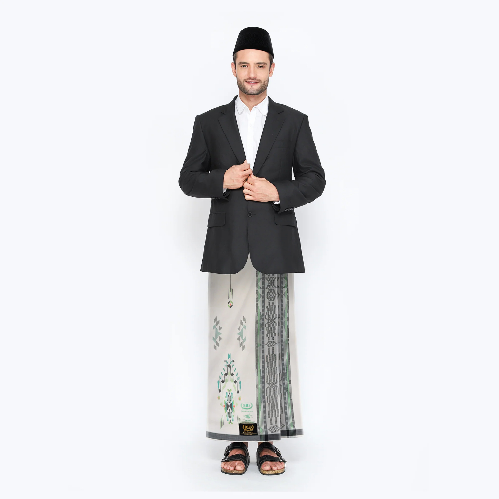 Sarung BHS Masterpiece Gold Motif M81 SGE Warna Putih Hijau 02