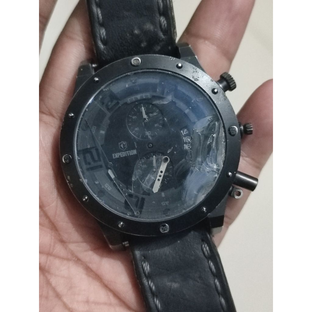 jam tangan Expedition E6381M