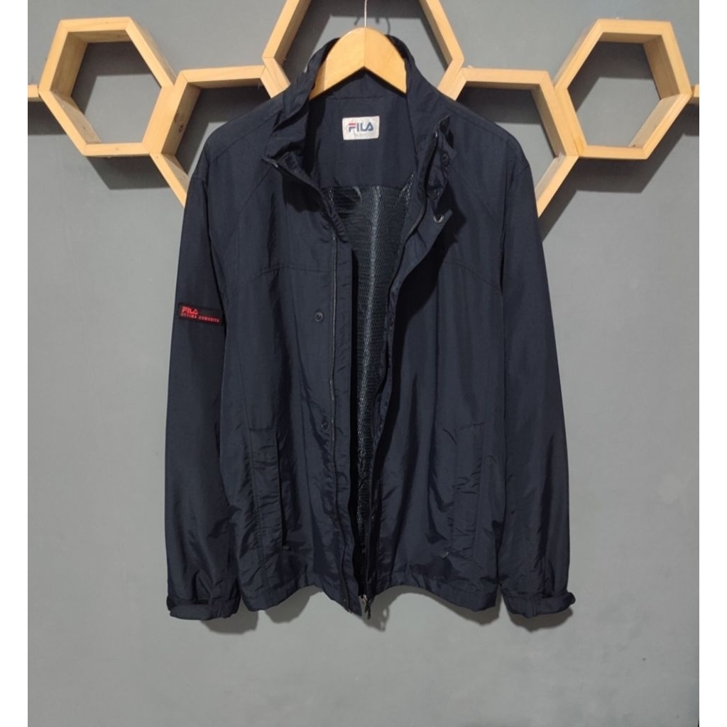 JACKET FILA HITAM OUTDOOR ( LIKENEW )