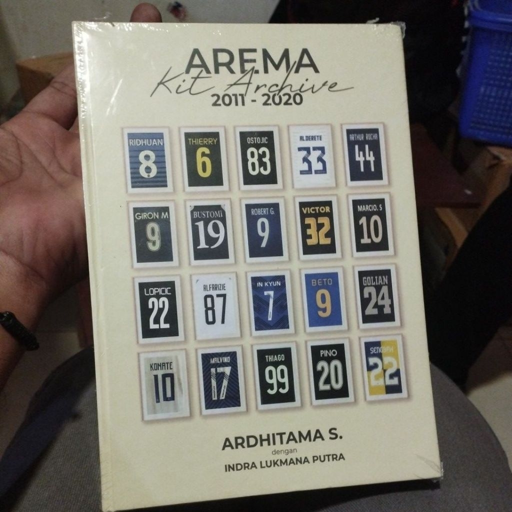 Buku Arema Kit Archive 2011-2020 - Ardhitama S. Indra Lukmana Putra