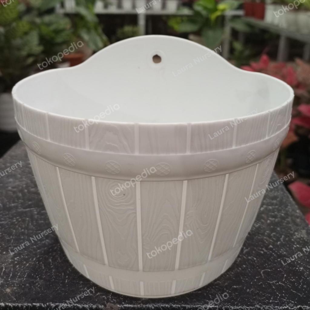 Pot dinding gentong putih / pot dinding / pot tempel / pot bunga