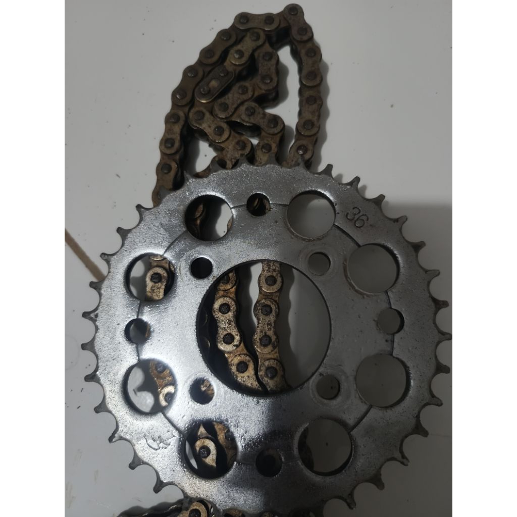 Gear Belakang 428H + Rantai