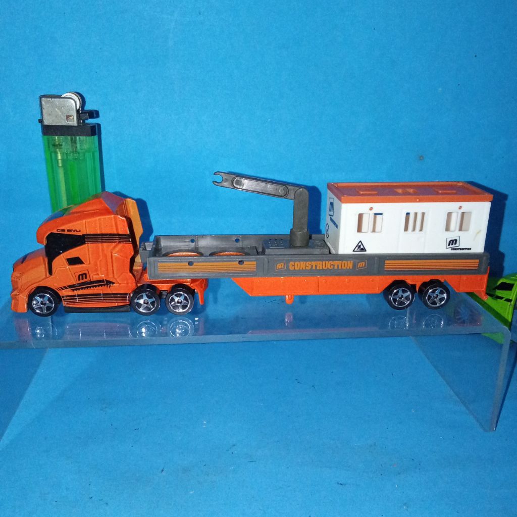 Diecast Majorette Truck Construction