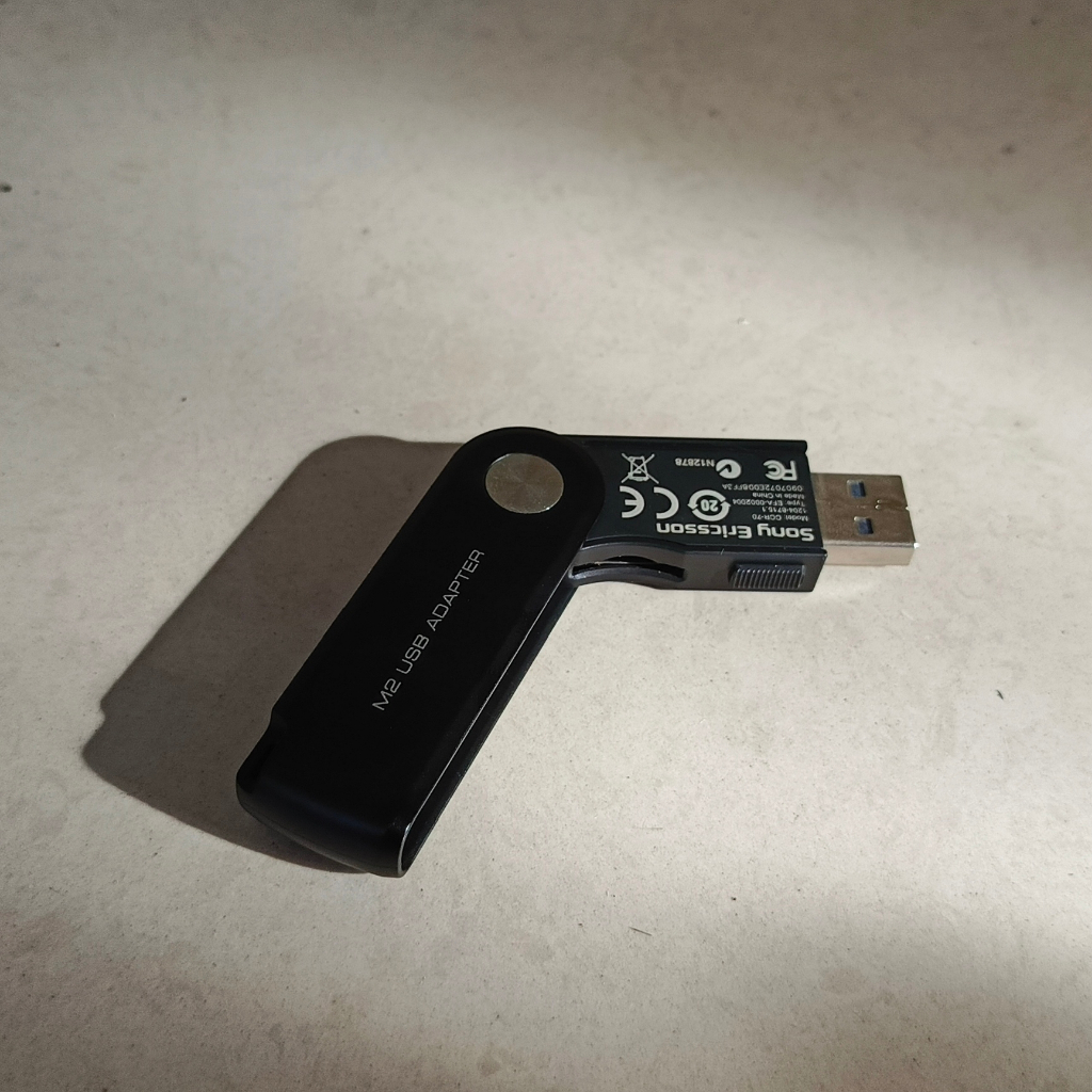 M2 USB Card Reader Sony Ericsson CCR-70