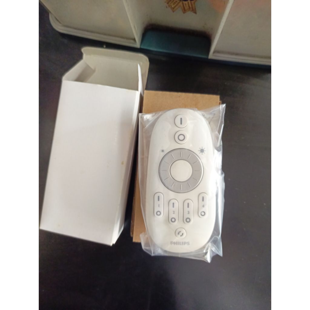 remote Lampu easy scene Philips ( remote nya saja )