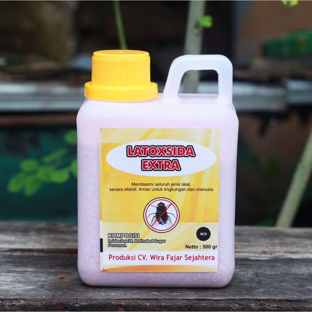 Latoxsida Extra Racun lalat sapi lalat hijau lalat kandang