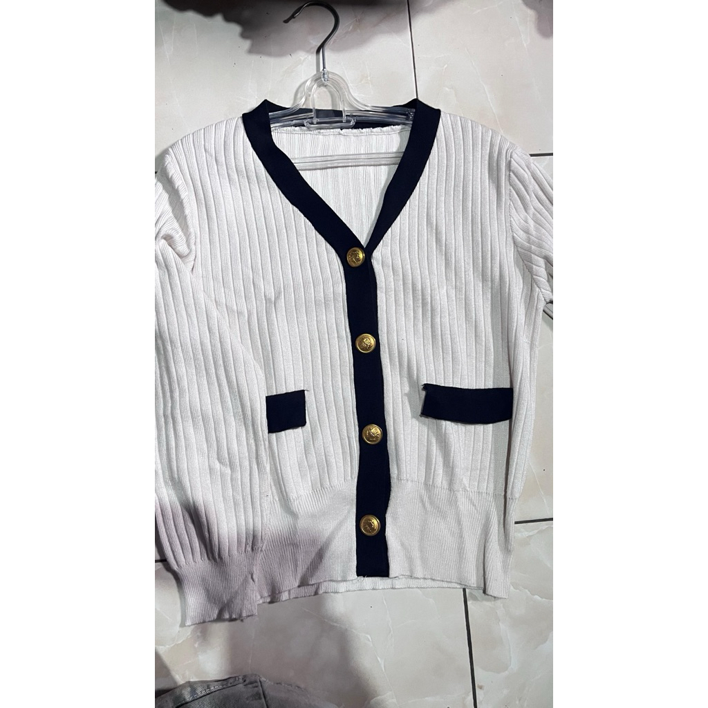 Cardigan Bahan Bulu Domba