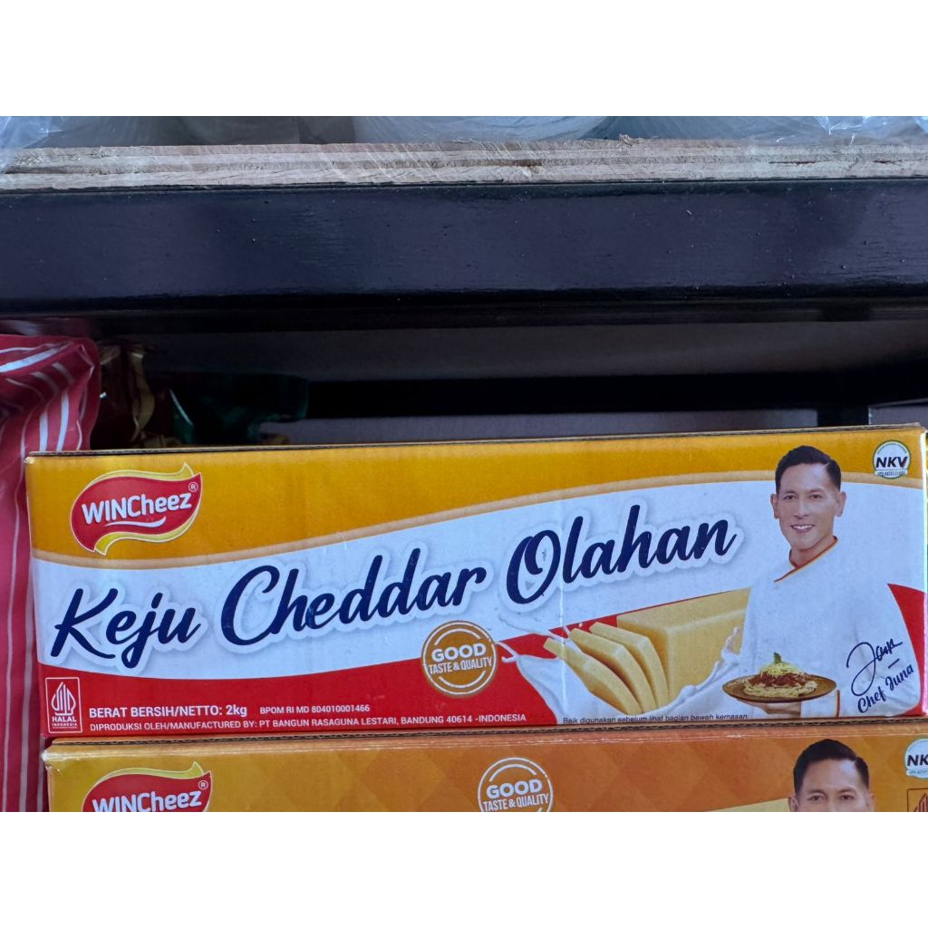 Wincheez Keju Cheddar Olahan 2 Kg. keju serbaguna wincheez 2kg
