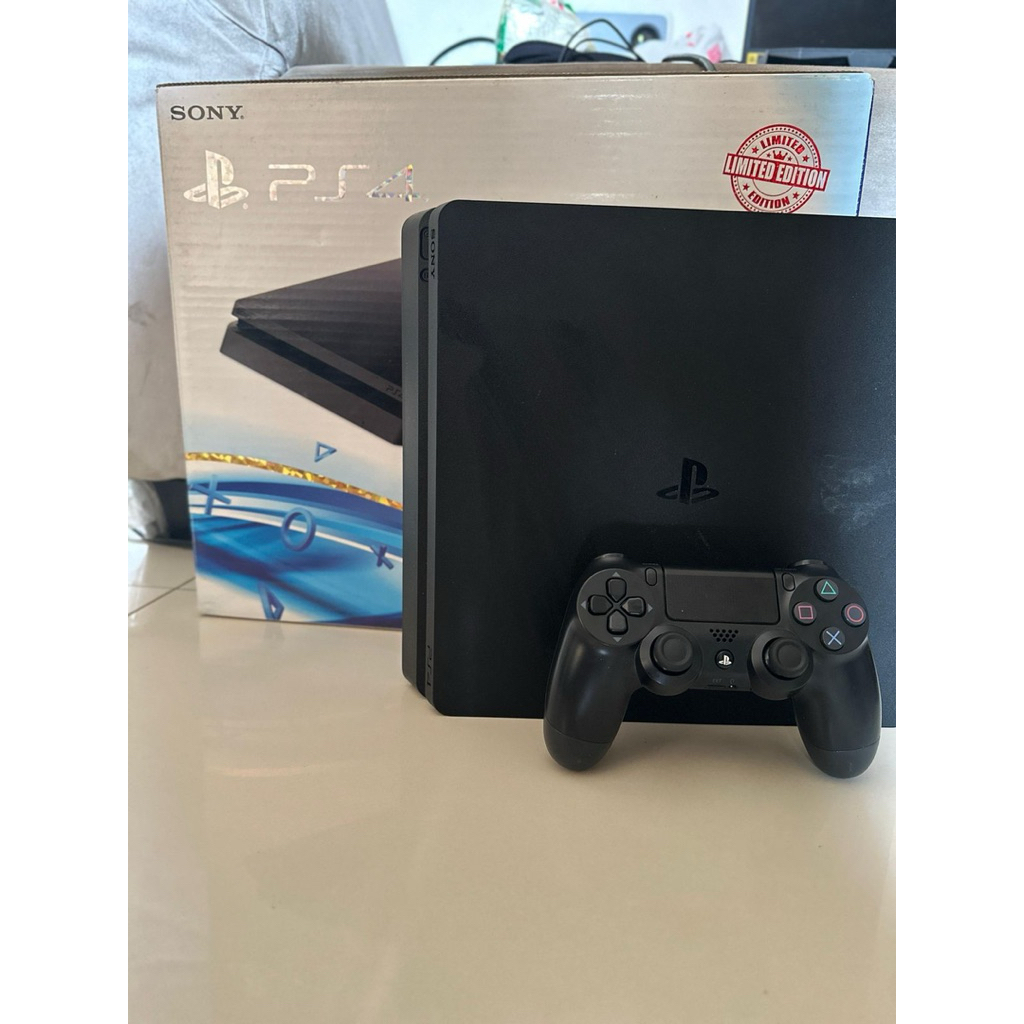 playstation 4 slim hen