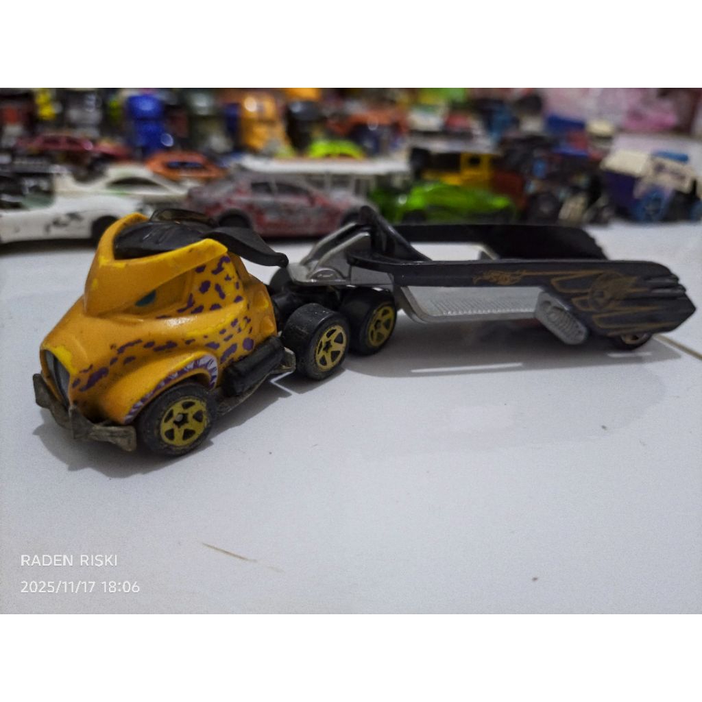 truck trailer hotwheels