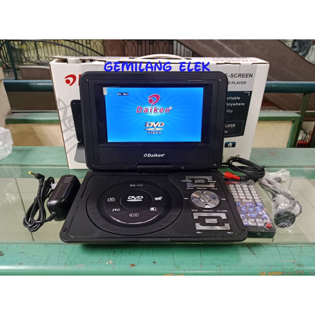 PORTABLE DVD TV USB RADIO DAIKEN 7 INCH