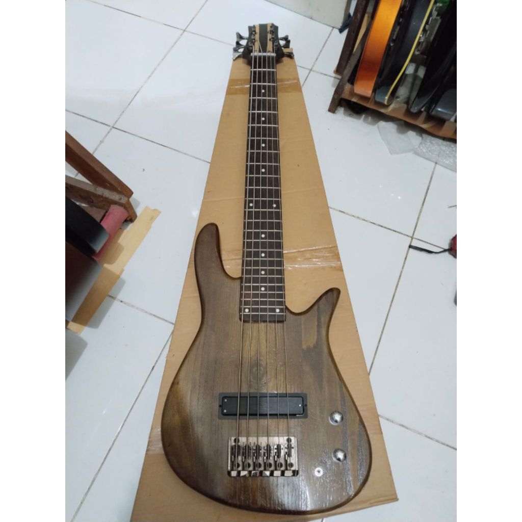 Bass 6string