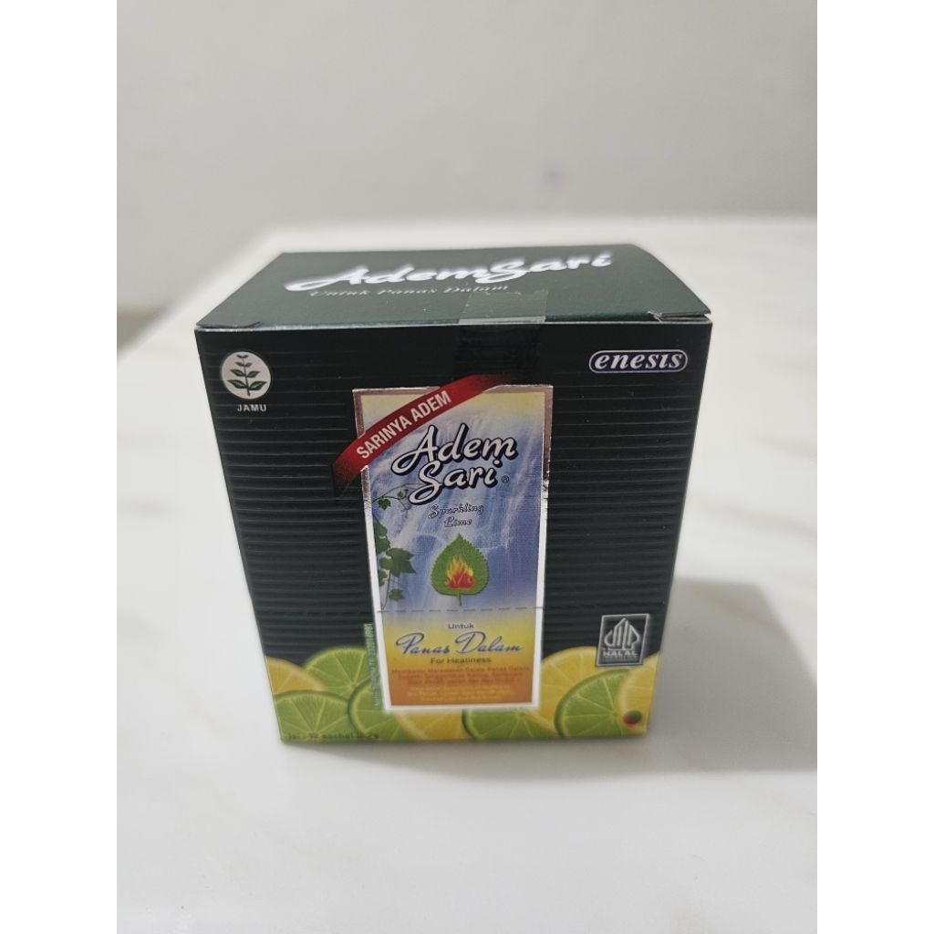 Adem Sari 1 box isi 12 sachet untuk panas dalam