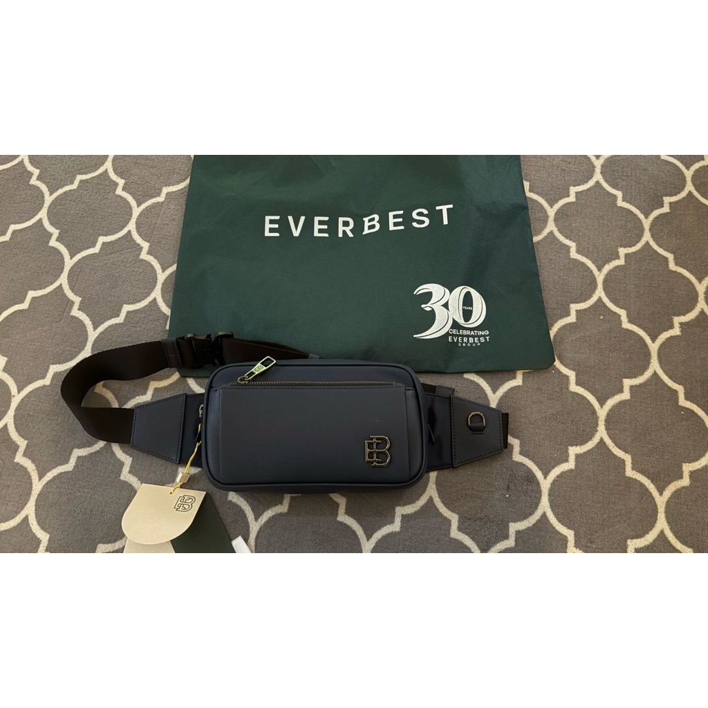 preloved everbest sling bag cowo