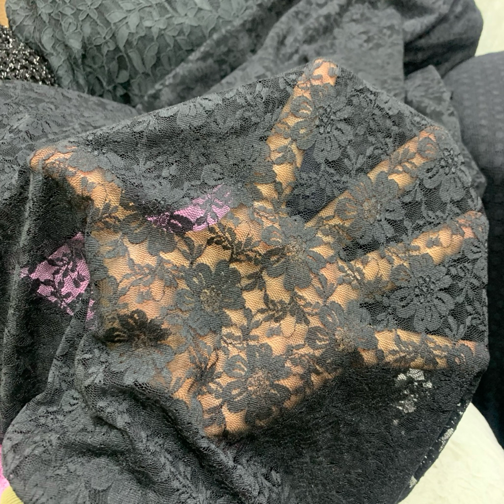 kain brokat premium - kain brokat streatch - kain brokat luxury - kain brokat import - Hitam