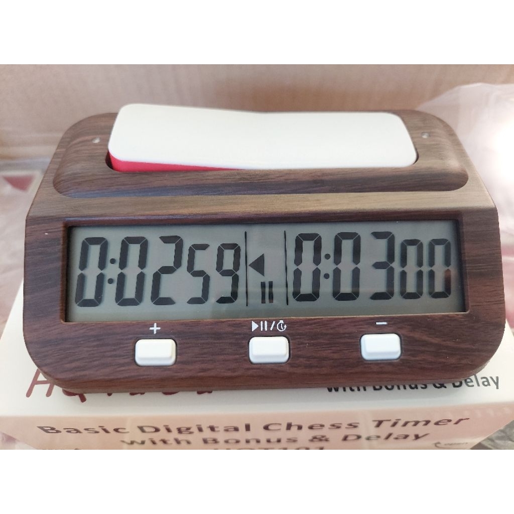 Jam catur HQT 101,Standar turnamen.Dgn lampu indikator.