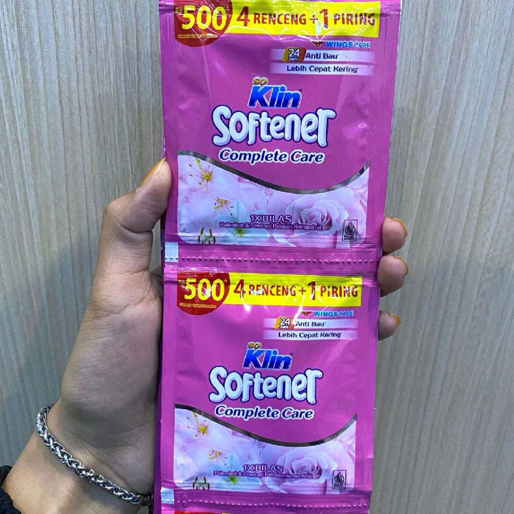SO KLIN SOFTENER 1X BILAS PELEMBUT & PEWANGI PAKAIAN 1 RENTENG ISI 12 PCS