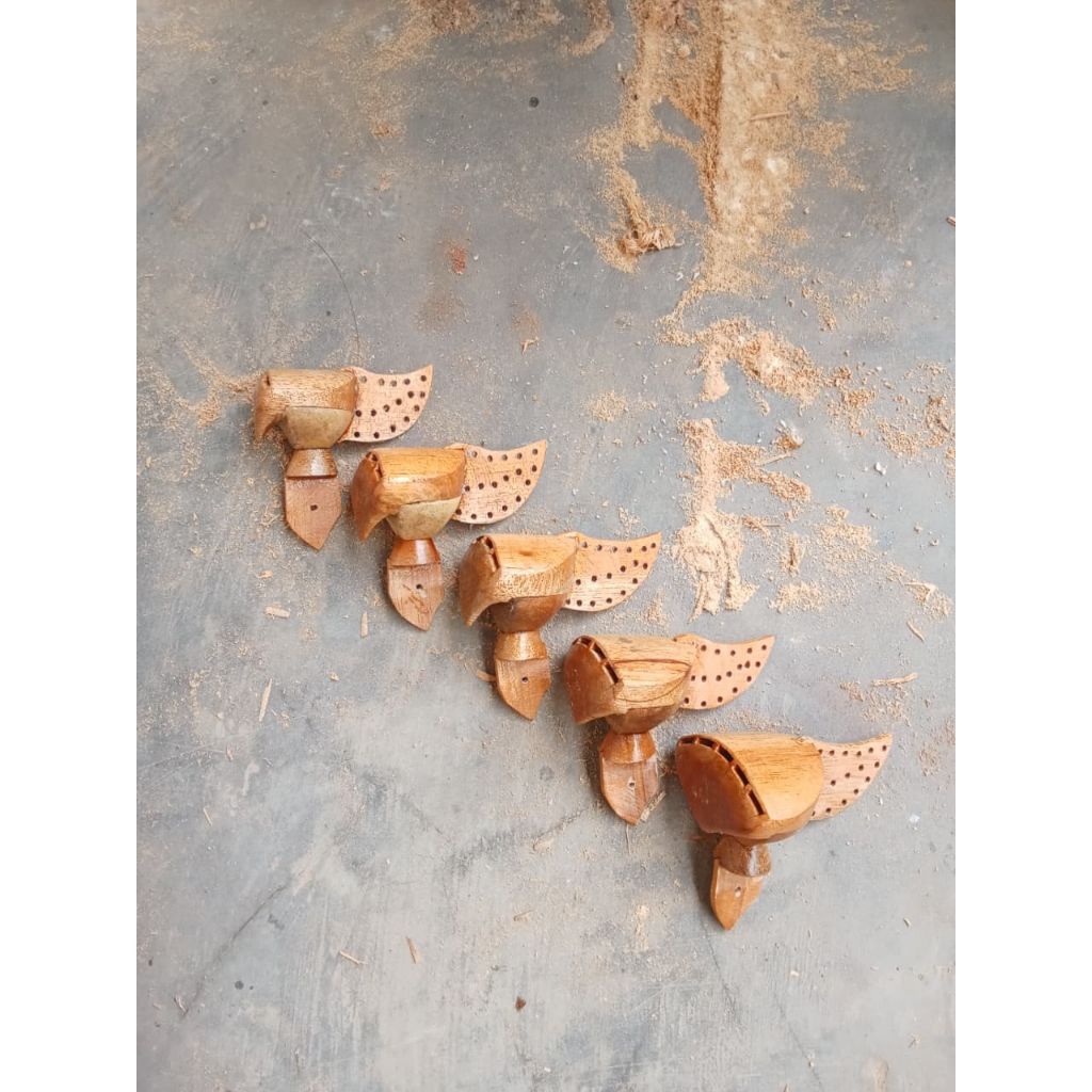 Sawangan merpati model ekor jamin nyaring (WARNA ORI) ambil 4pcs dapat bonus 1 sawangan kalung dari 