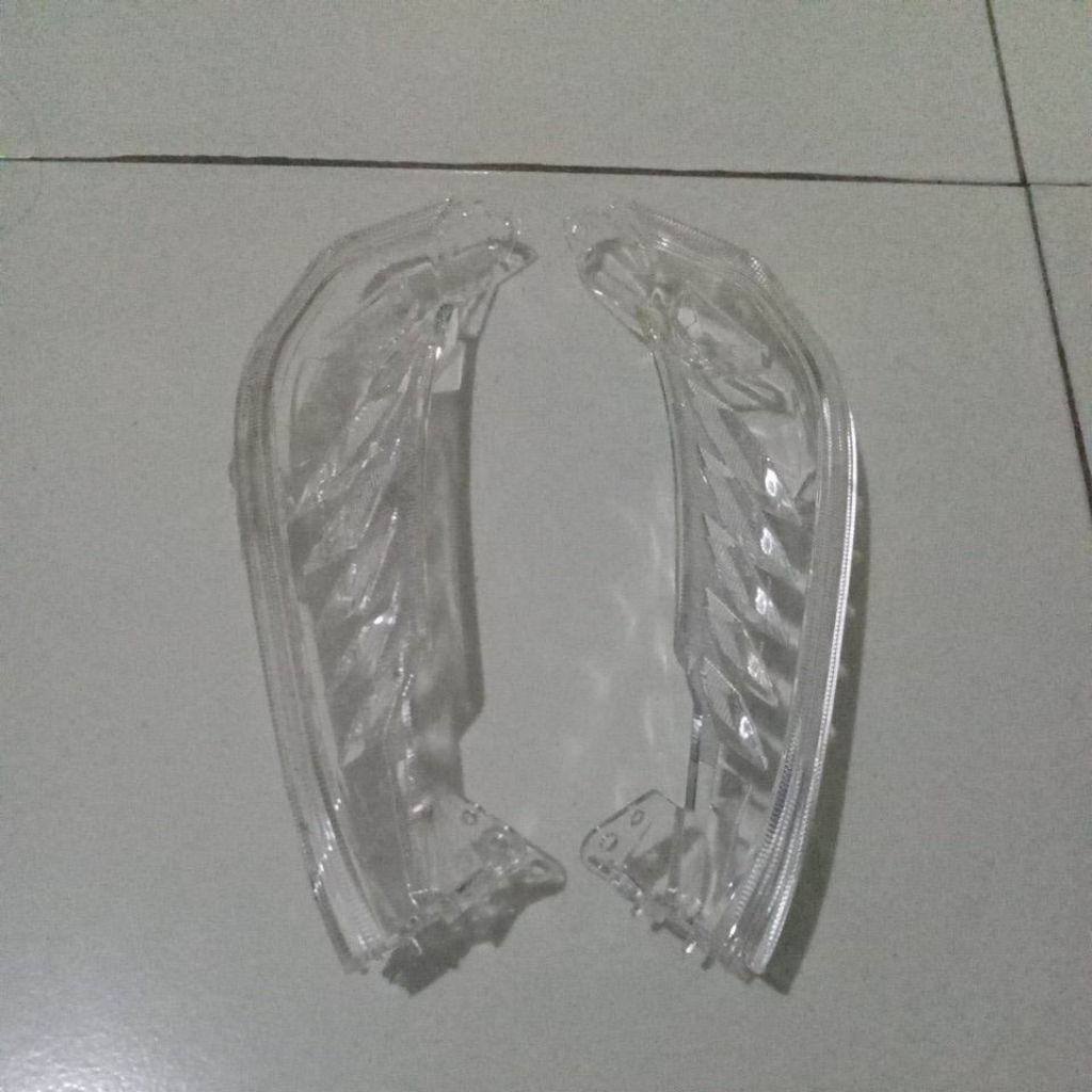 mika reflektor kumis Vario new 125 150 original