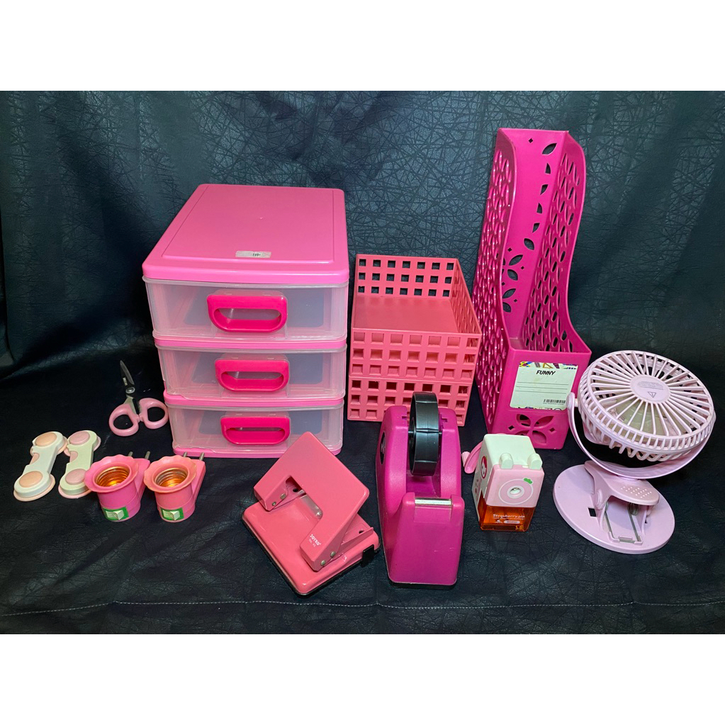PRELOVED Semua ATK Pink (Laci, Tempat Map, Kipas Angin, Rautan Pensil dll)