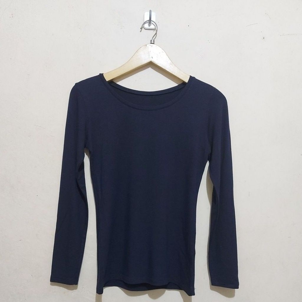 Pakaian dalam tshirt Heattech extrawarm crew neck UNI