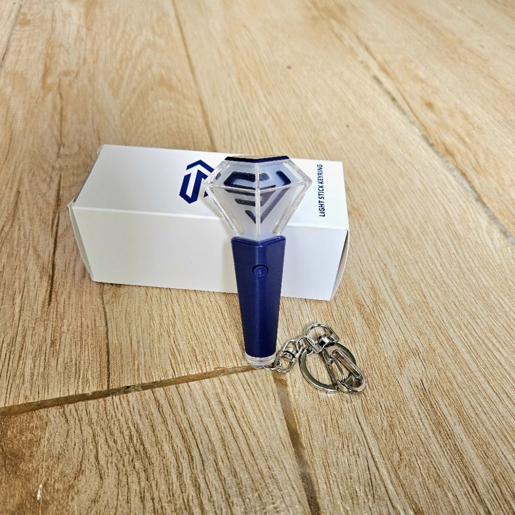 Ready stock Mini lightstick keychain Super Junior unoffcial