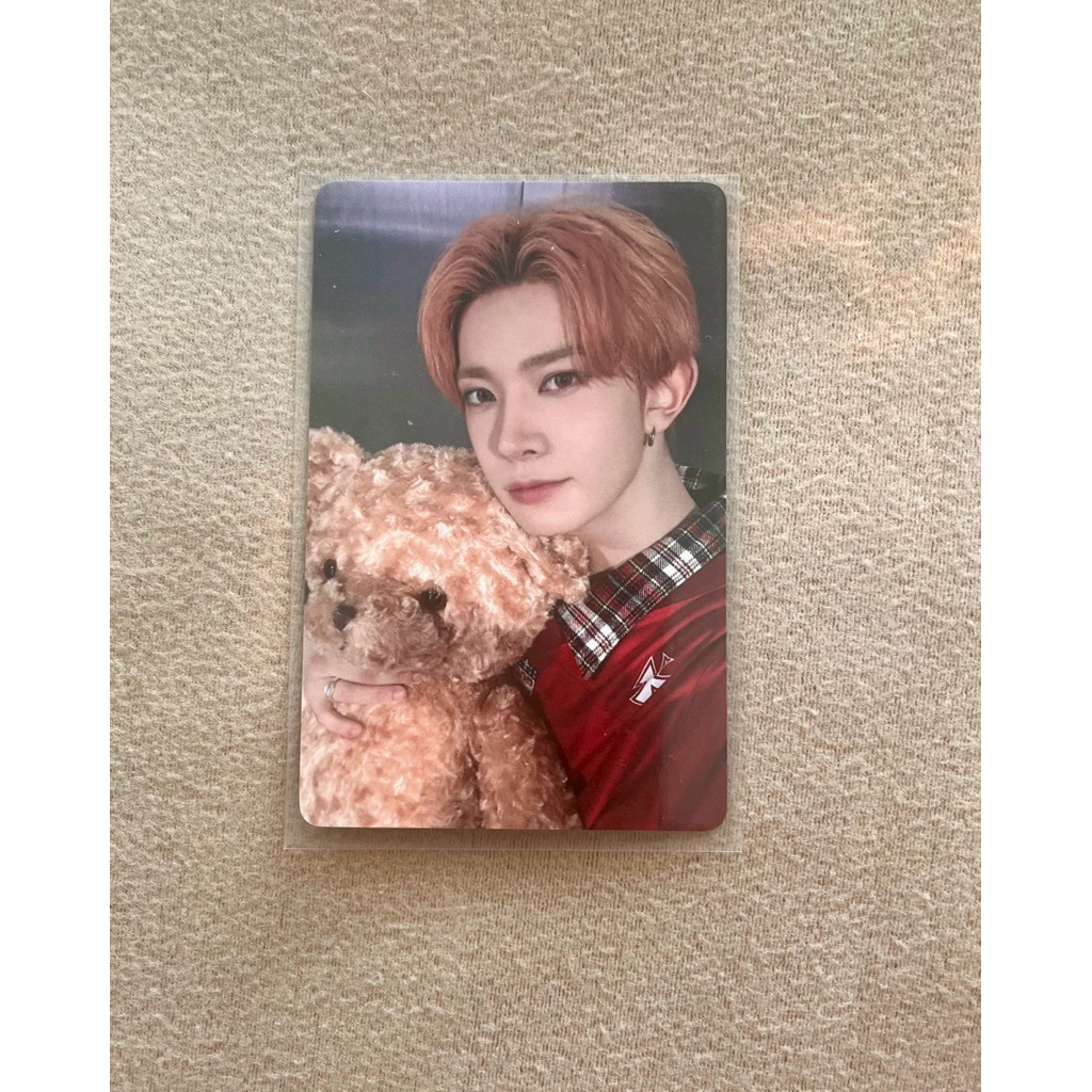 heeseung enhypen yizhiyu romance untold teddy bear