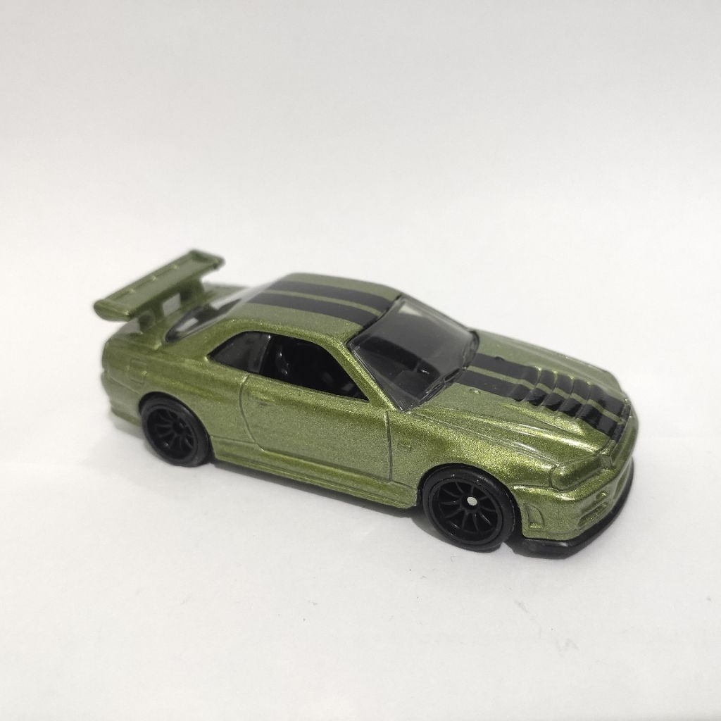 Hotwheels Nissan Skyline R34 Hijau Ban Karet