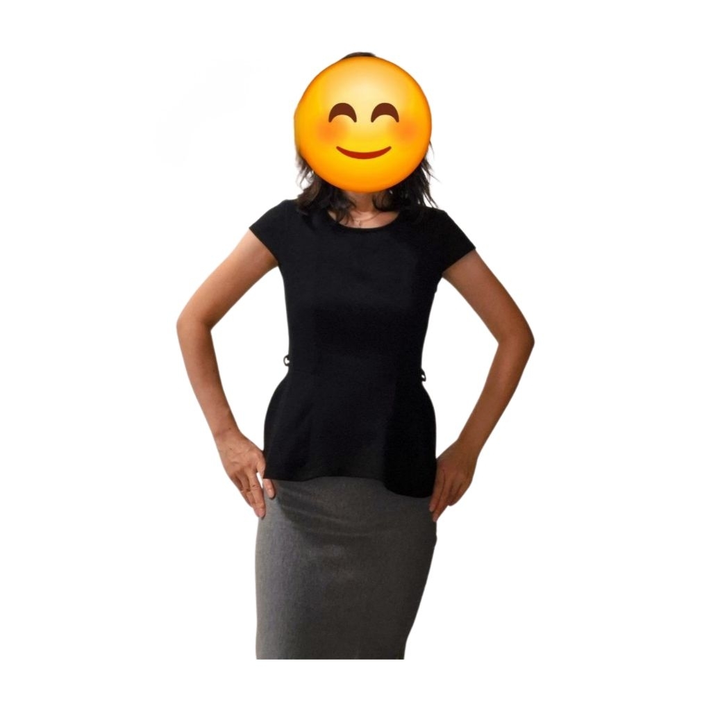 Baju atasan wanita hitam katun