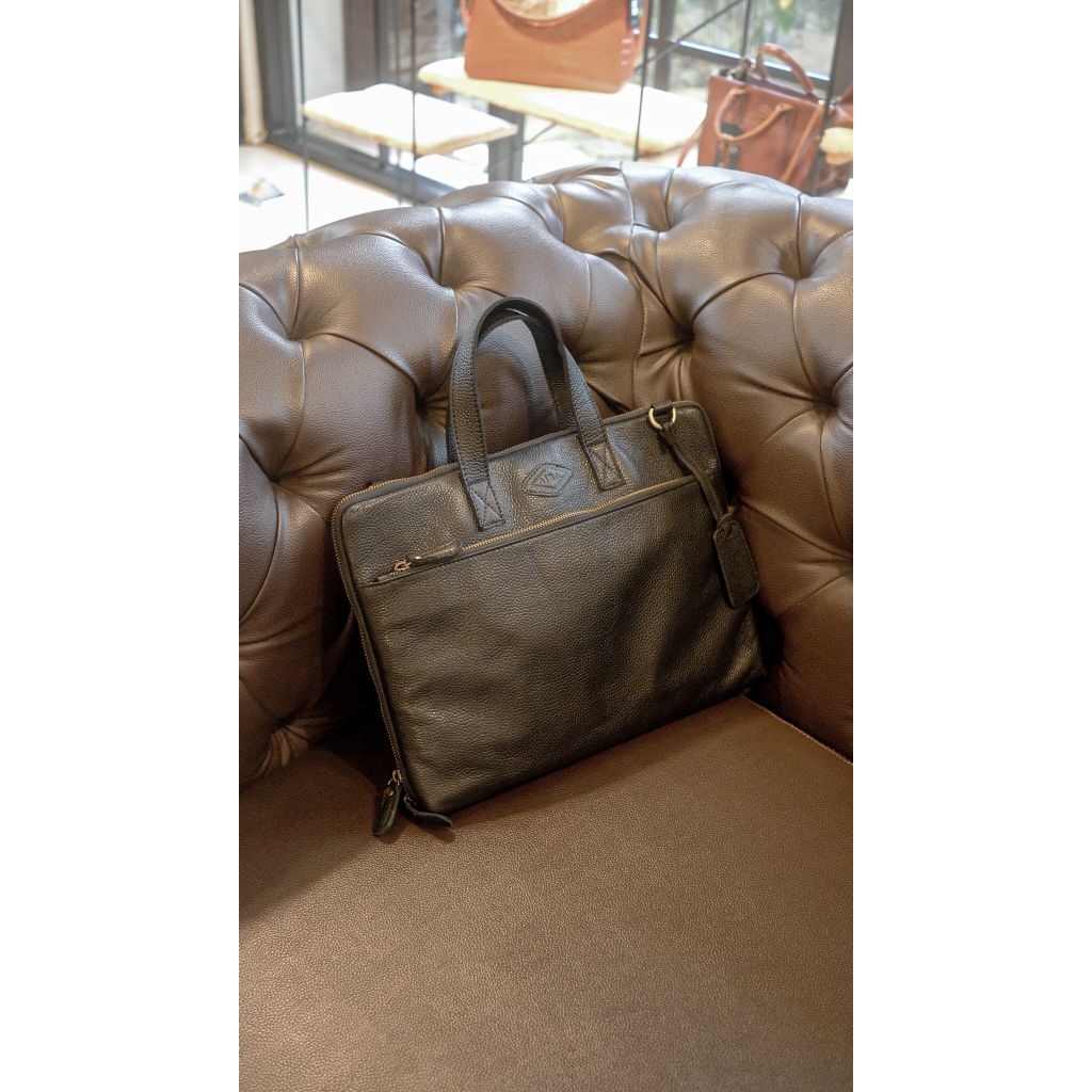 Tas Laptop Aira Bag Jogja Kulit Sapi Asli 14 Inchi Tas Selempang Kerja Keren
