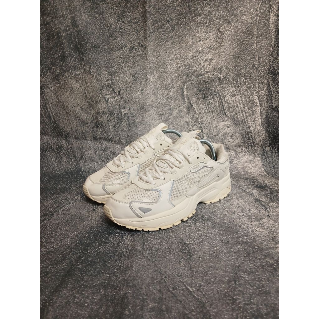 SEPATU SPORT / RUNNING FILA