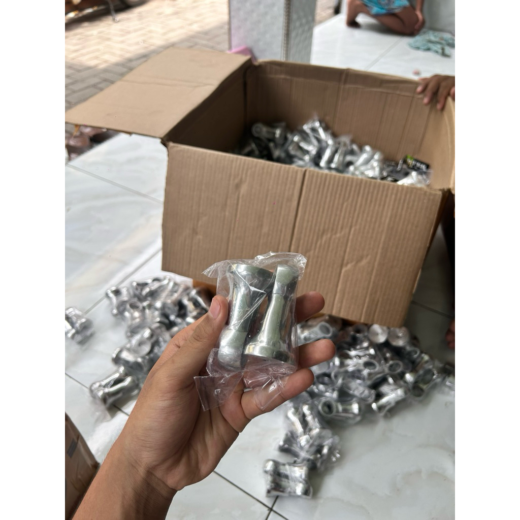 anting shock/skok dudukan belakang motor bebek universal