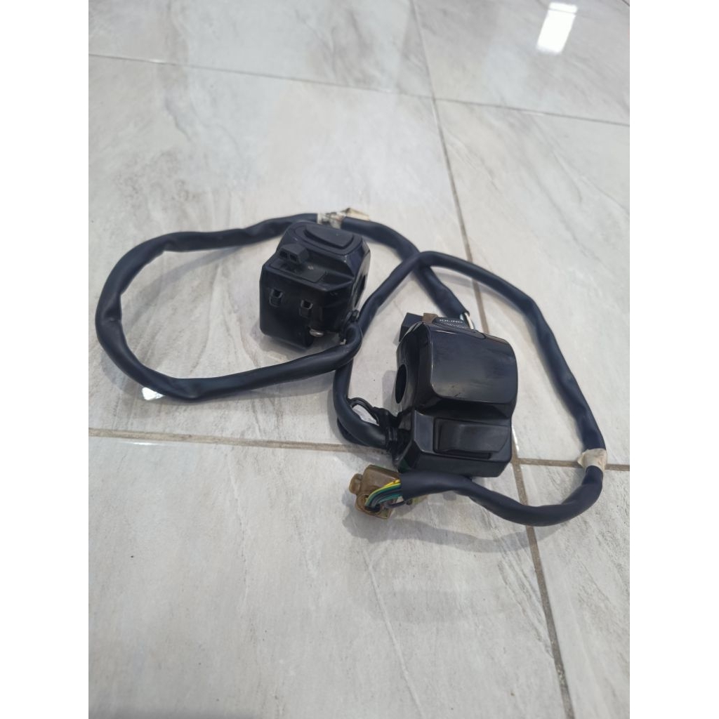 Saklar Scoopy k93 Original Saklar Houlder kanan kiri Scoopy fi esp K93