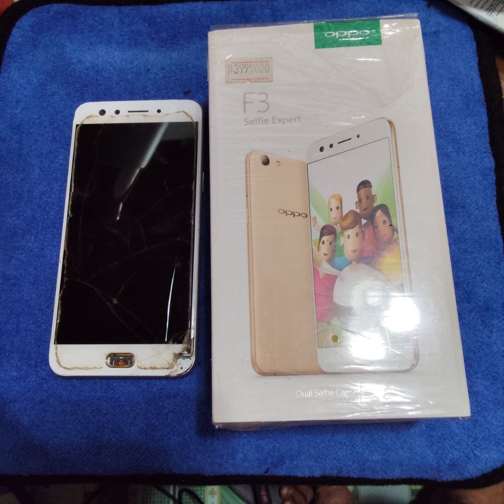 HP Handphone OPO F3 bekas. Baca deskripsi