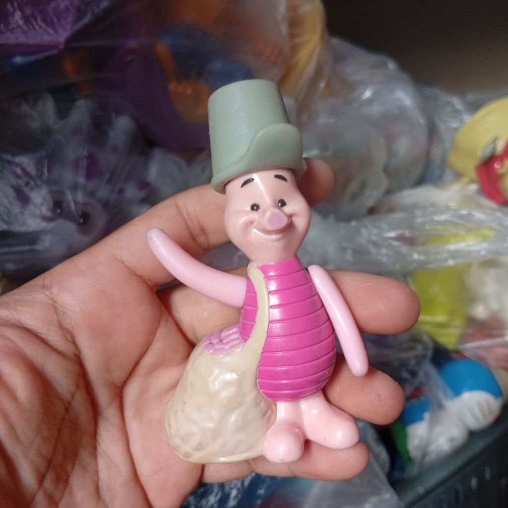 happy meal toys winnie the pooh piglet helafum