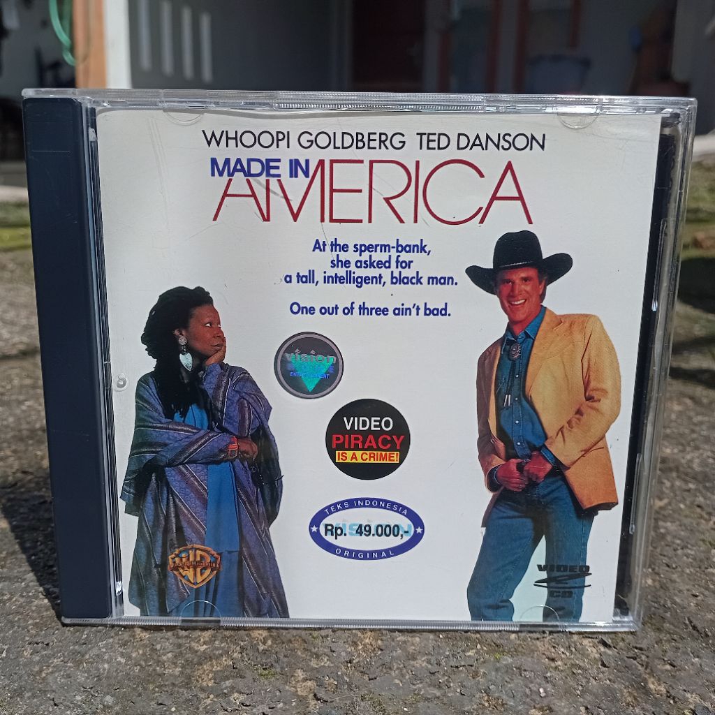 VCD Made in America Whoopi Goldberg (1993) Teks Indonesia Original Warner Bros Pictures VideoCD Mulu