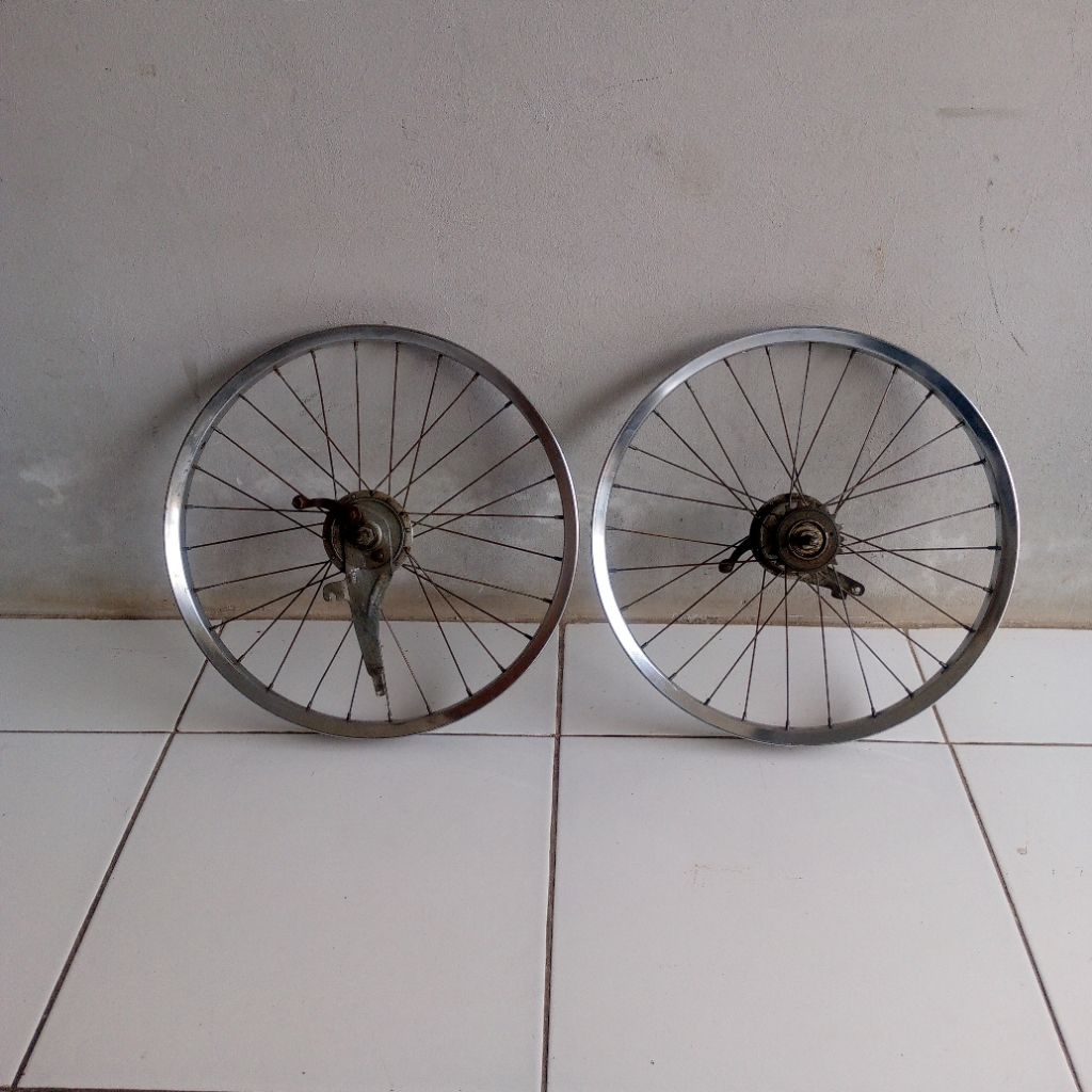 Velg wheelset copotan sepeda Minion ukuran 20inch 2pc/1set(depan+belakang)