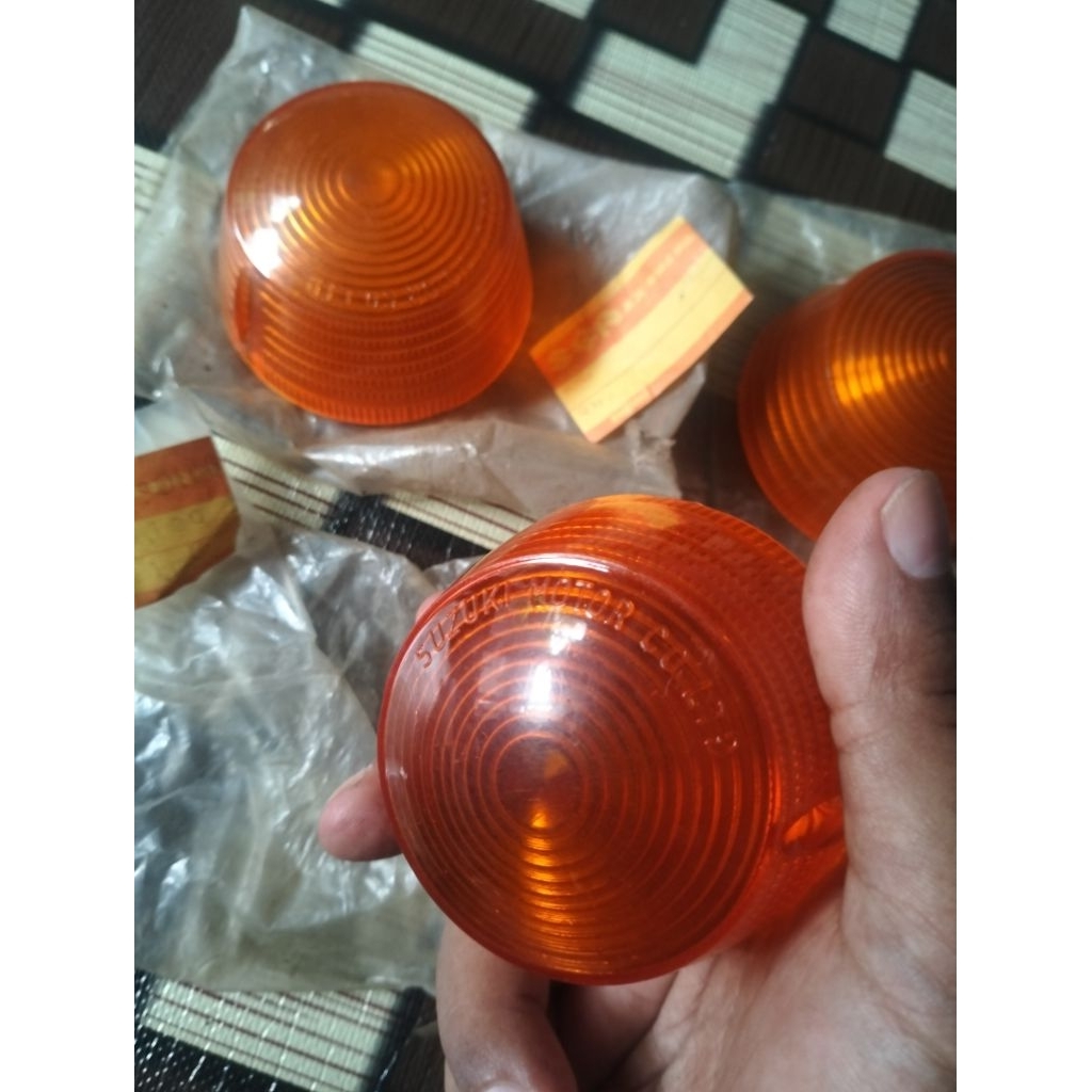 MIKA LAMPU SEIN SUZUKI A100 GP100 NOS