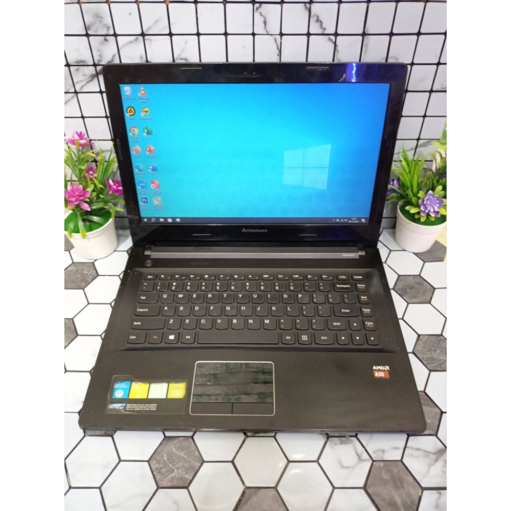 Laptop Lenovo Z40-75 AMD A10 - 7300 RAM 4GB SSD 128GB