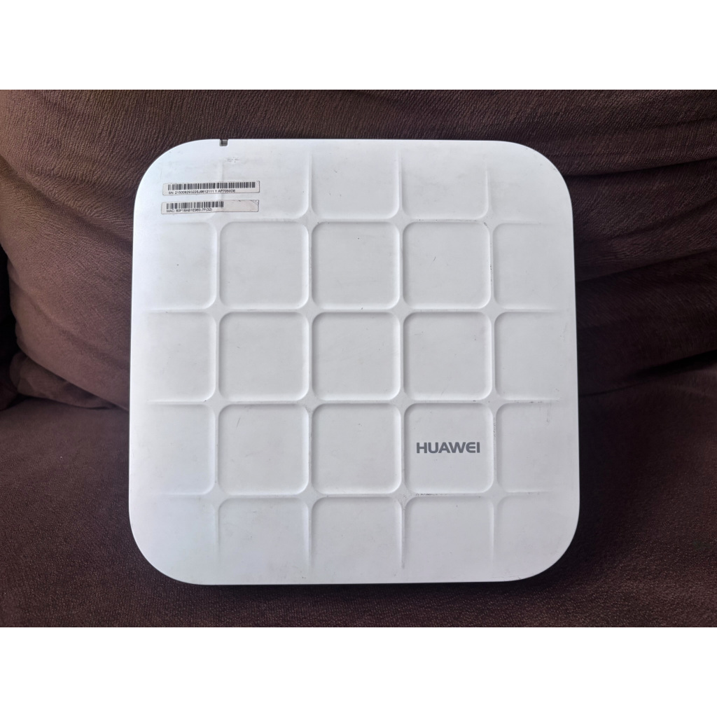 Huawei AP7050DE Dual-Band Wireless Access Point 802.11ac Wave 2 MIMO 4x4 2.53 Gbit/s Standalone FAT 