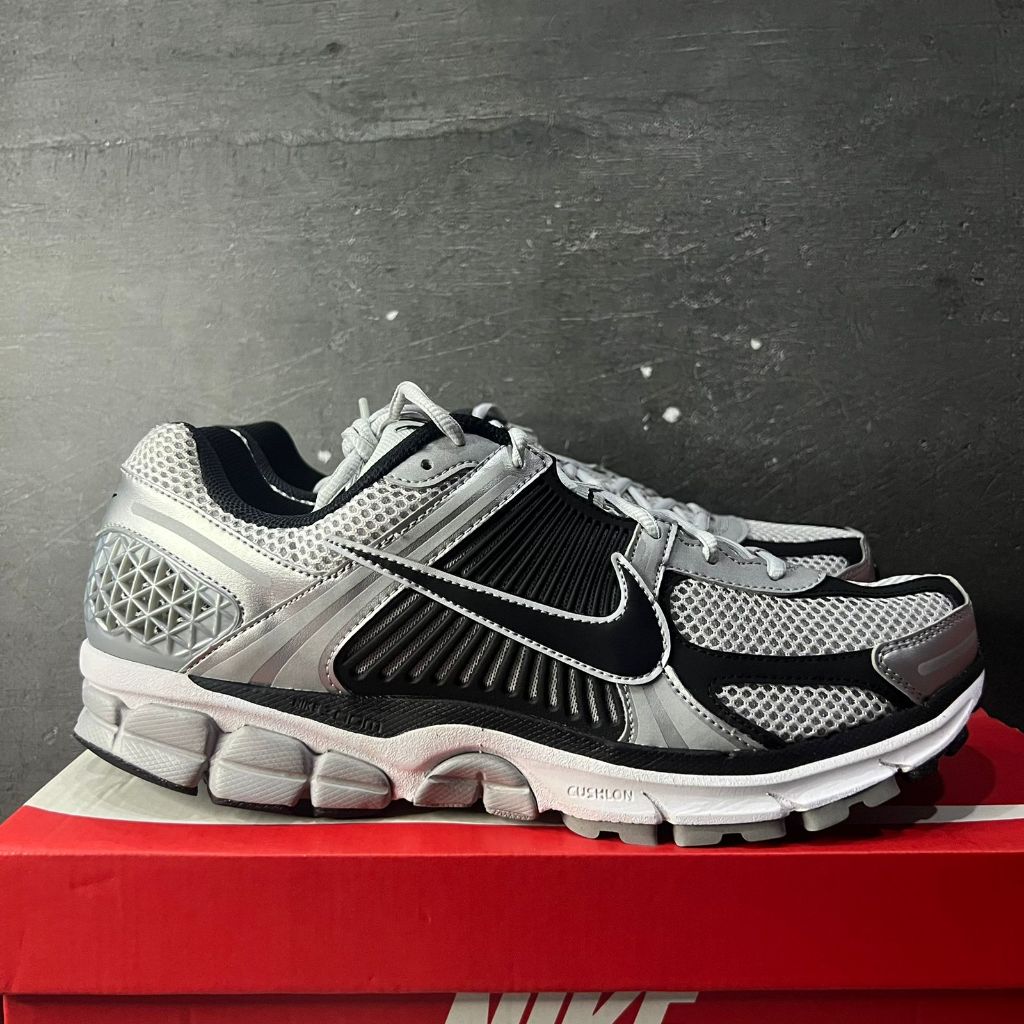 V0mer0 5 Met4LL1c S1Lver BL4ck