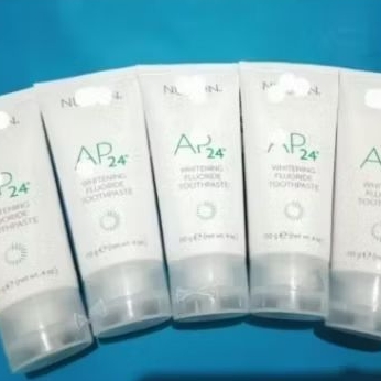 AP.24 whitening fluoride toothpaste