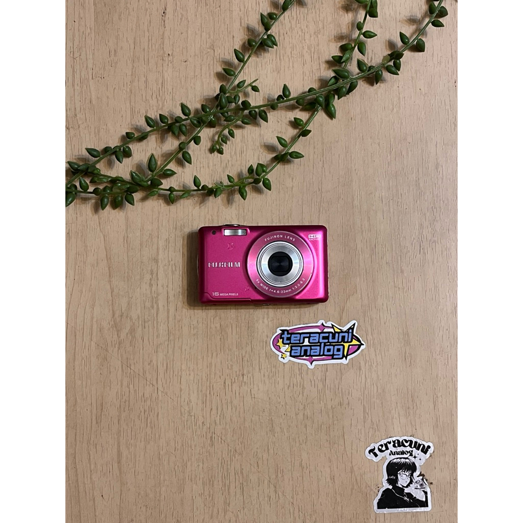 FUJIFILM FINEPIX JX550