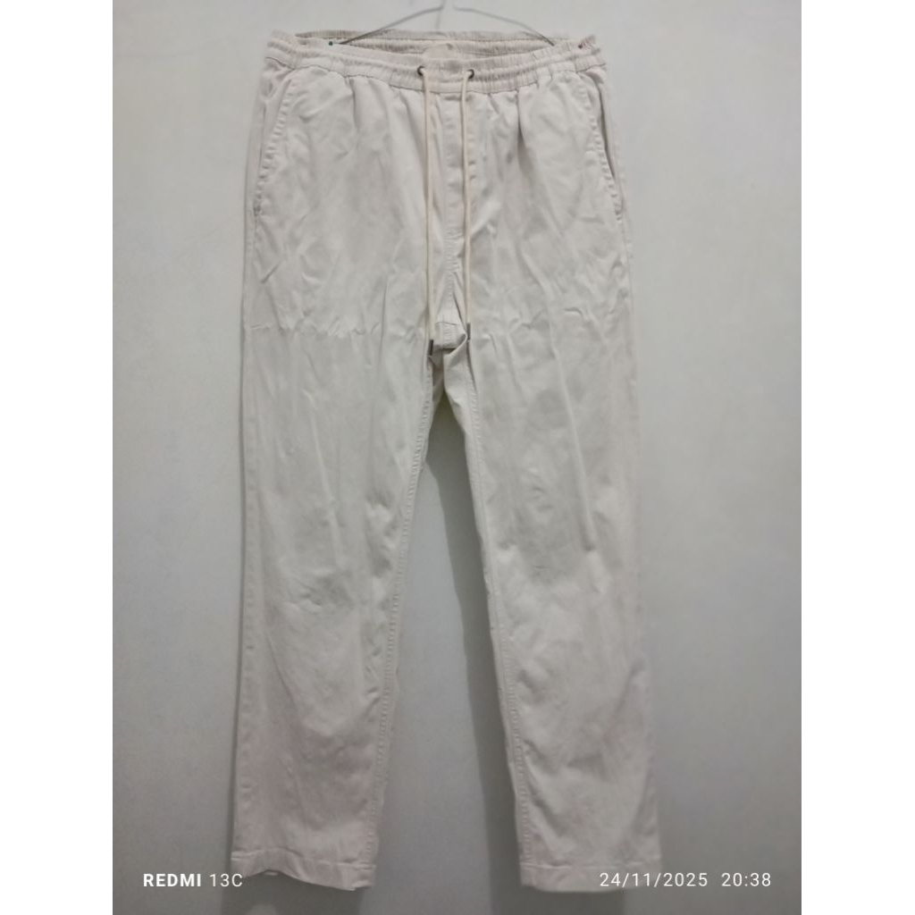 preloved celana panjang jeans pria uniqlo