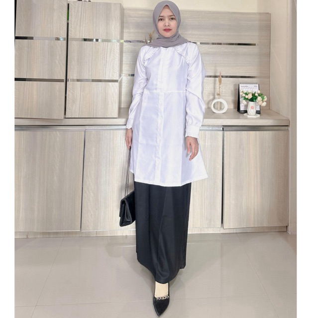 Setrok Hitam Putih Rempel Bahu